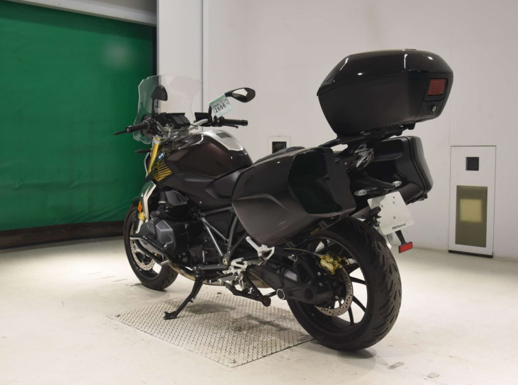 Мотоцикл BMW R1250R з пробігом 18981 km