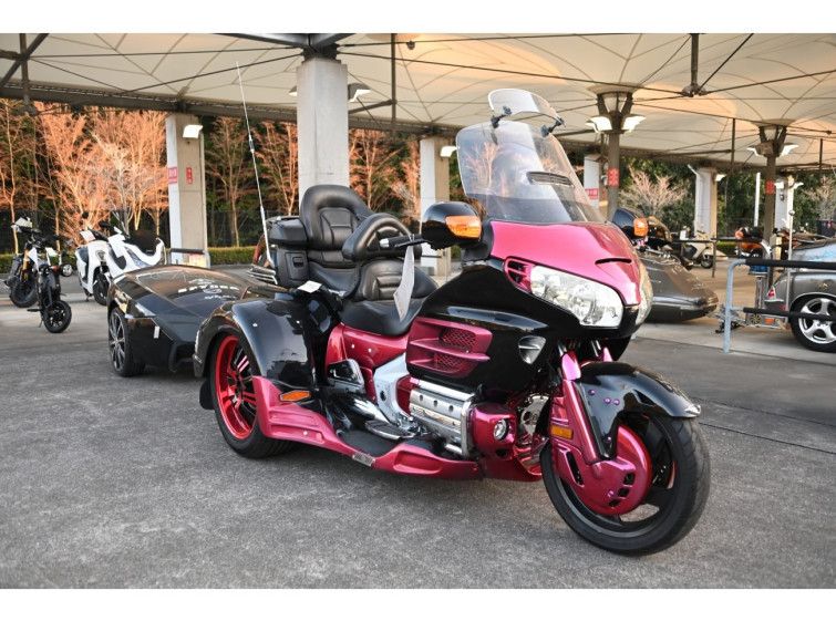 Мотоцикл Honda GL1800 TRIKE з пробігом 30918 m
