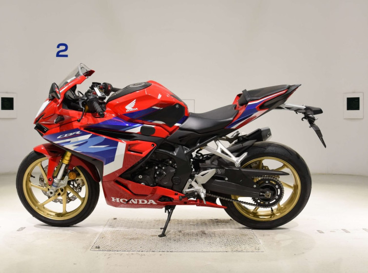 Мотоцикл Honda CBR250RR з пробігом 3489 km