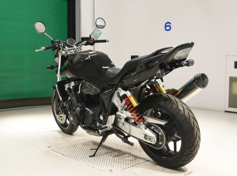 Мотоцикл Honda CB1300SF з пробігом 904 km