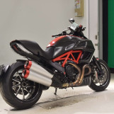 Мотоцикл Ducati DIAVEL CARBON з пробігом 22152 km