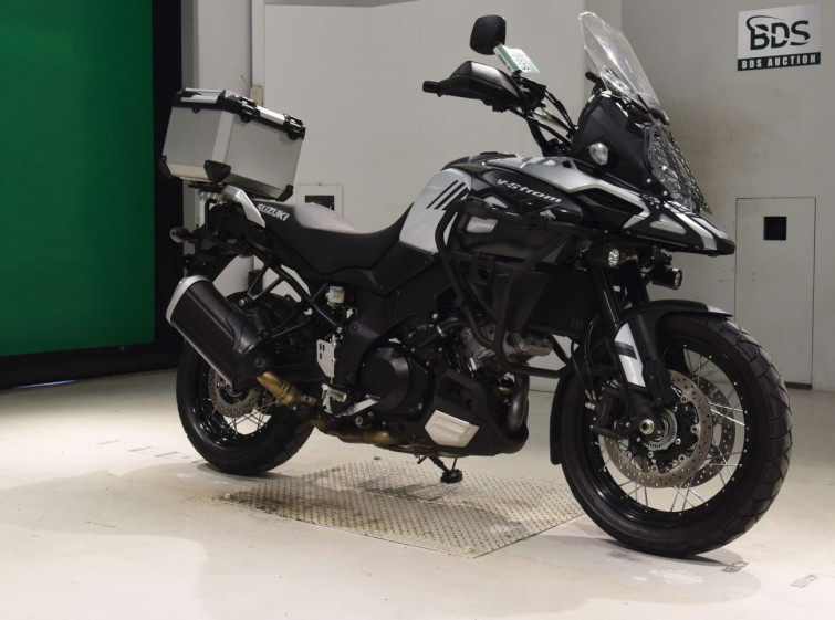 Мотоцикл Suzuki V-STROM DL1000 з пробігом 21198 km