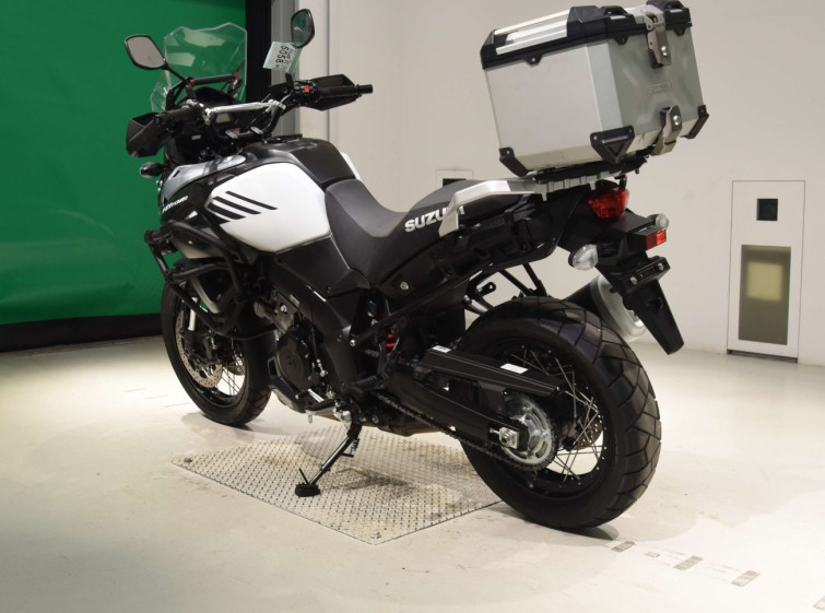 Мотоцикл Suzuki V-STROM DL1000 з пробігом 21198 km