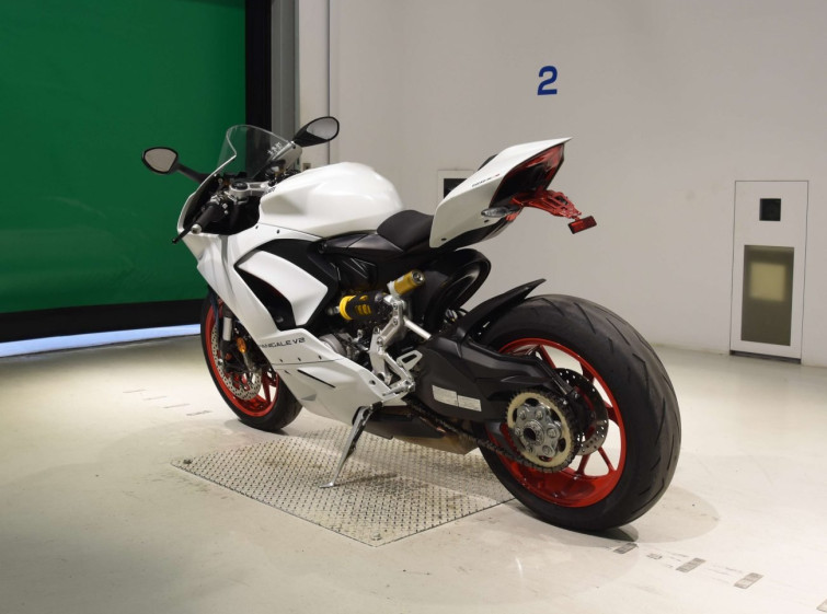 Мотоцикл Ducati PANIGALE V2 з пробігом 14815 km