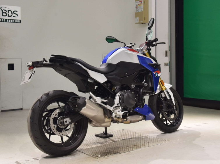 Мотоцикл BMW F900R с пробегом 5364 km