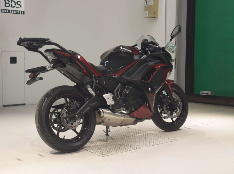 Мотоцикл Kawasaki NINJA650 с пробегом 3966 km
