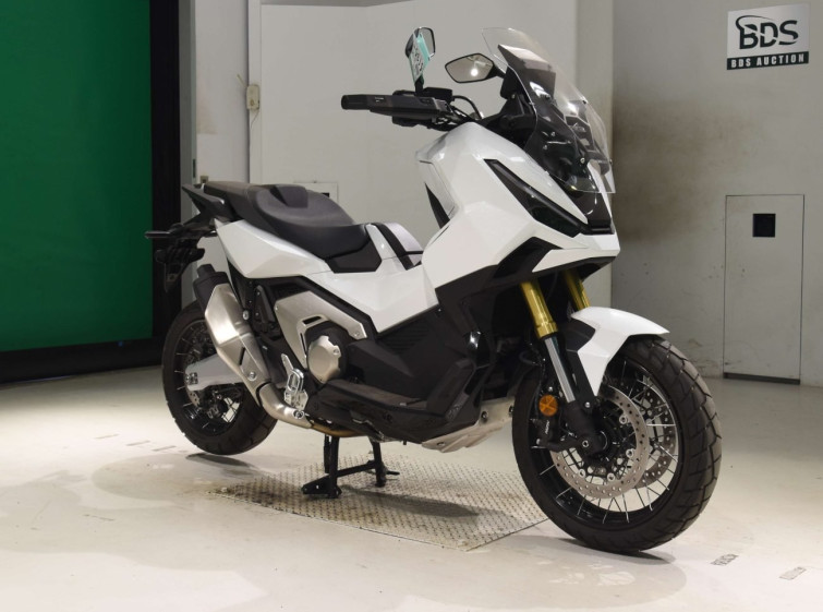 Мотоцикл Honda X-ADV750 с пробегом 2306 km