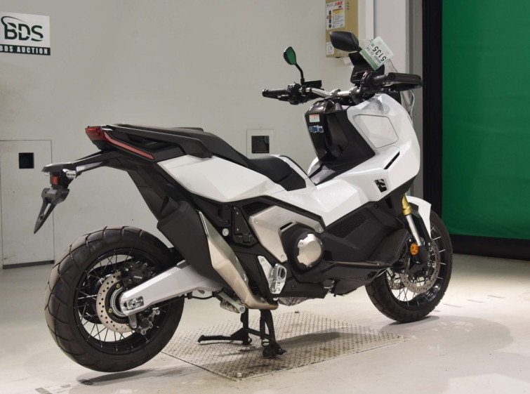 Мотоцикл Honda X-ADV750 с пробегом 2306 km