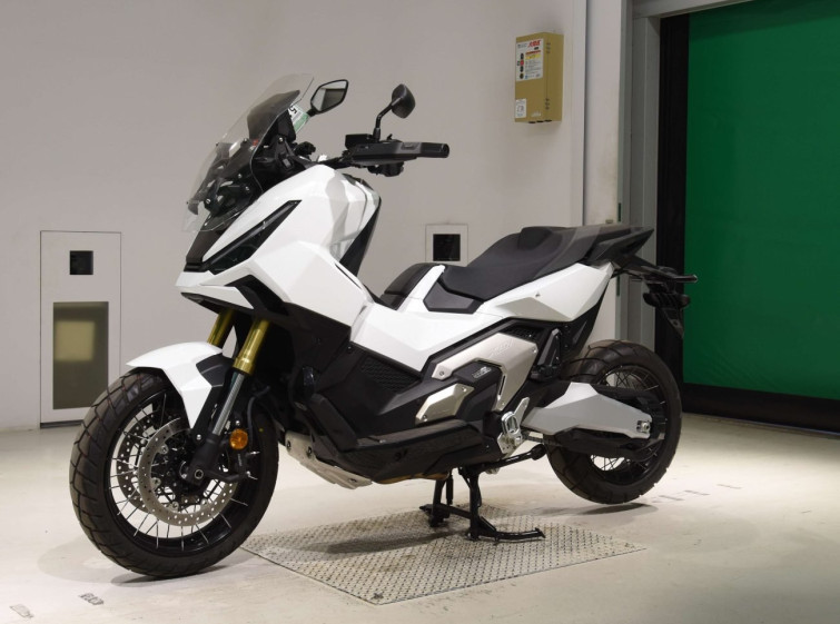 Мотоцикл Honda X-ADV750 с пробегом 2306 km