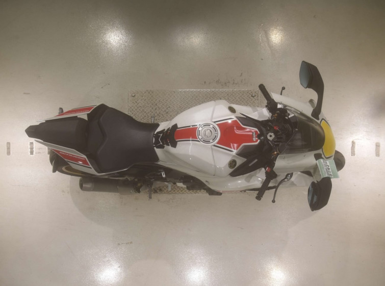 Мотоцикл Yamaha YZF-R1 з пробігом 4751 km