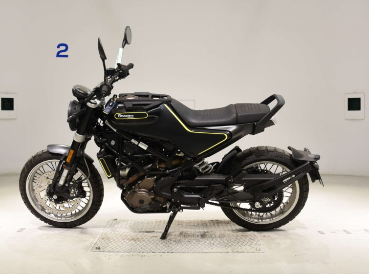 Мотоцикл Husqvarna SVARTPILEN 401 с пробегом 7371 km