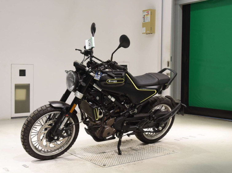 Мотоцикл Husqvarna SVARTPILEN 401 с пробегом 7371 km