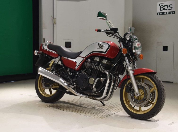 Мотоцикл Honda CB750 з пробігом 31457 km