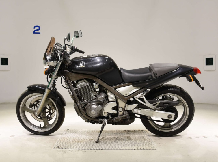 Мотоцикл Yamaha SRX600 с пробегом 25334 km