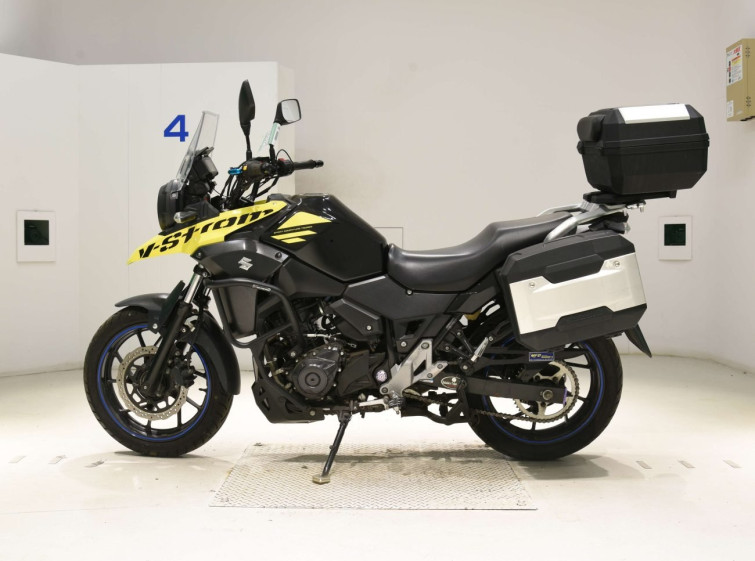 Мотоцикл Suzuki V-STROM DL250 з пробігом 86568 km