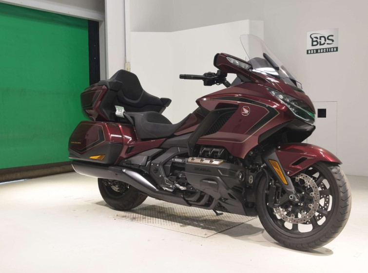 Мотоцикл Honda GL1800 з пробігом 844 km