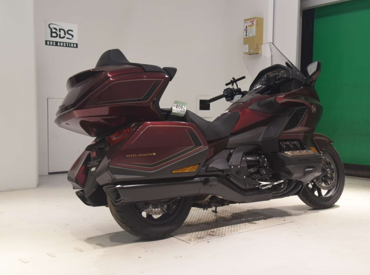 Мотоцикл Honda GL1800 з пробігом 844 km