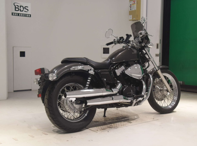 Мотоцикл Honda SHADOW750 RS з пробігом 14217 km