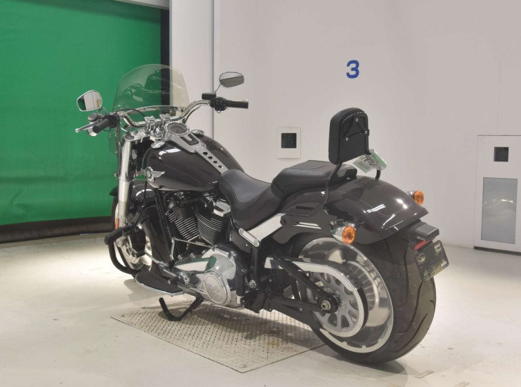 Мотоцикл HD FATBOY FLFBS1868 с пробегом 5166 km