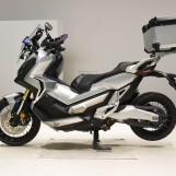 Мотоцикл Honda X-ADV750 з пробігом 13757 km