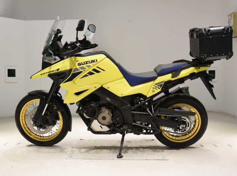 Мотоцикл Suzuki V-STROM DL1050XT з пробігом 15395 km