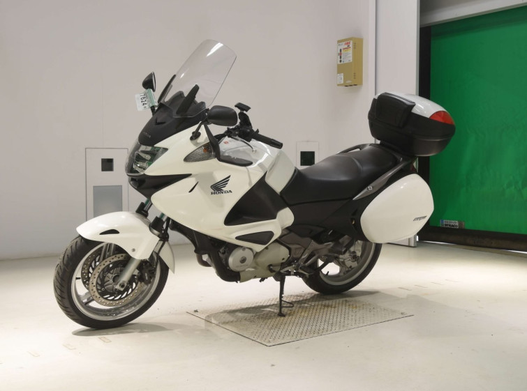 Мотоцикл Honda NT700V DEAUVILLE з пробігом 21518 km