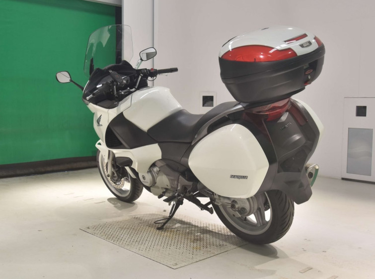 Мотоцикл Honda NT700V DEAUVILLE з пробігом 21518 km