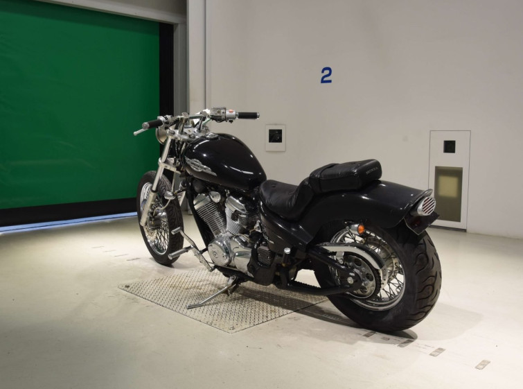 Мотоцикл Honda STEED400