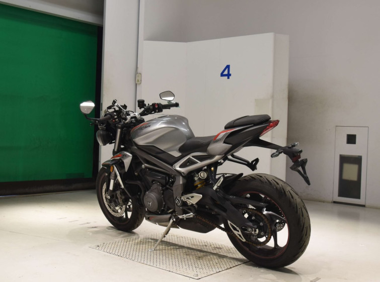 Мотоцикл Triumph STREET TRIPLE RS з пробігом 13888 km