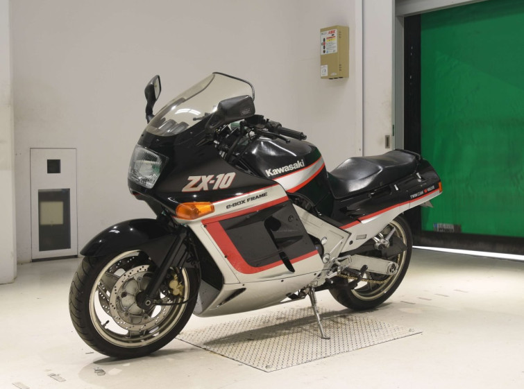 Мотоцикл Kawasaki ZX-10 з пробігом 42924 km