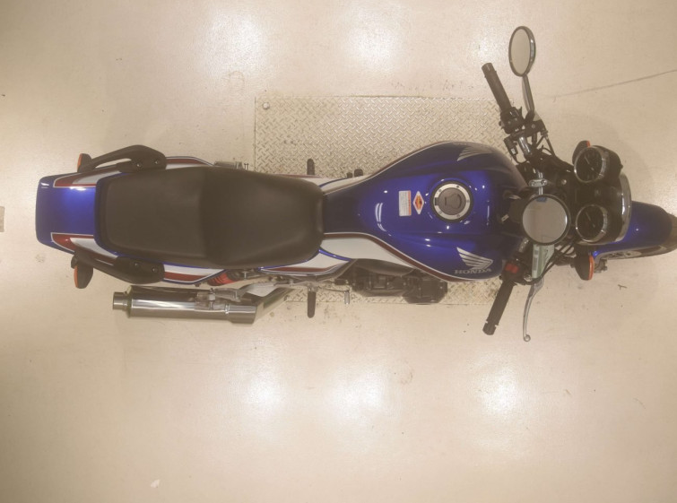 Мотоцикл Honda CB400SFV з пробігом 684 km