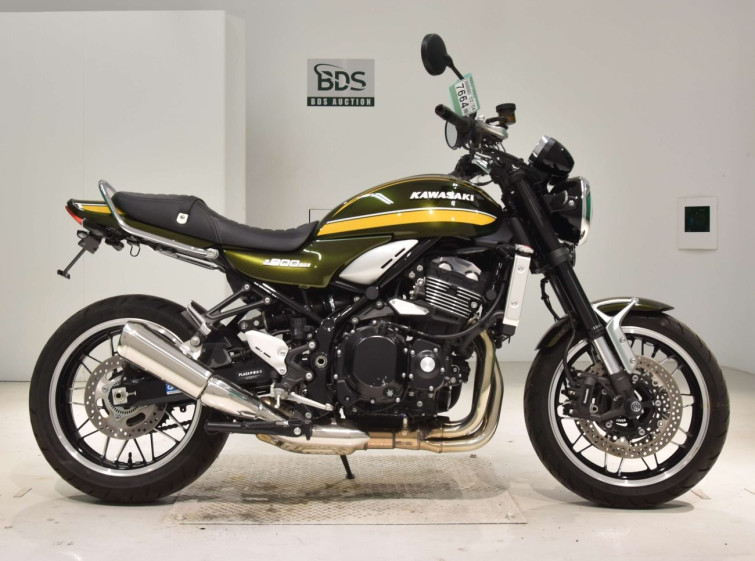 Мотоцикл Kawasaki Z900RS з пробігом 3937 km