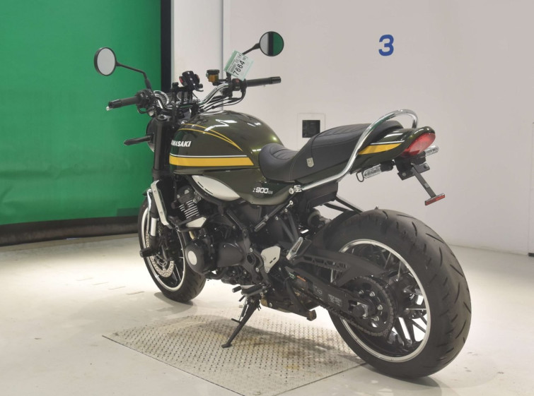 Мотоцикл Kawasaki Z900RS з пробігом 3937 km