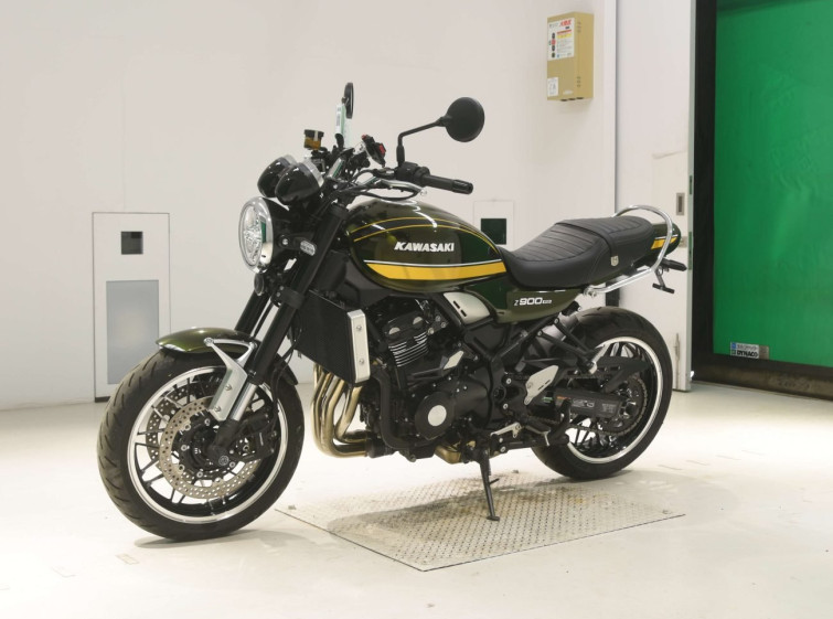 Мотоцикл Kawasaki Z900RS з пробігом 3937 km