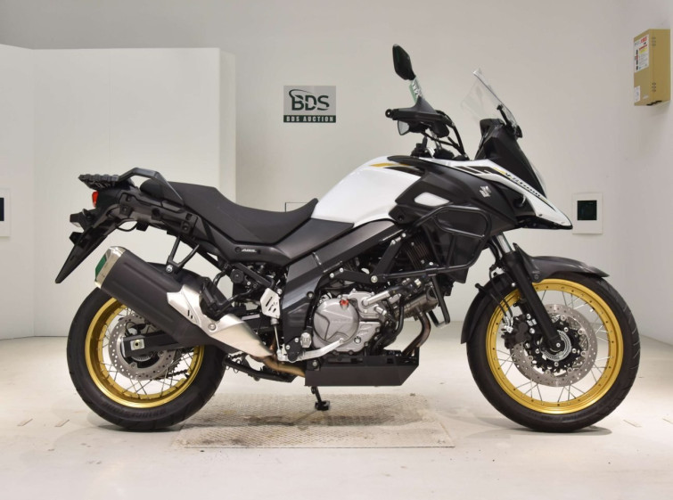 Мотоцикл Suzuki V-STROM DL650XTA з пробігом 9873 km
