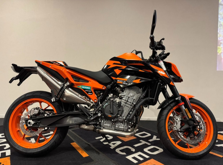 Мотоцикл KTM 890 DUKE GP