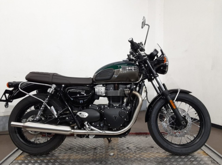 Мотоцикл Triumph BONNEVILLE T100 з пробігом 3868 km