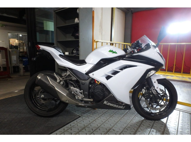 Мотоцикл Kawasaki NINJA250 с пробегом 5192 km