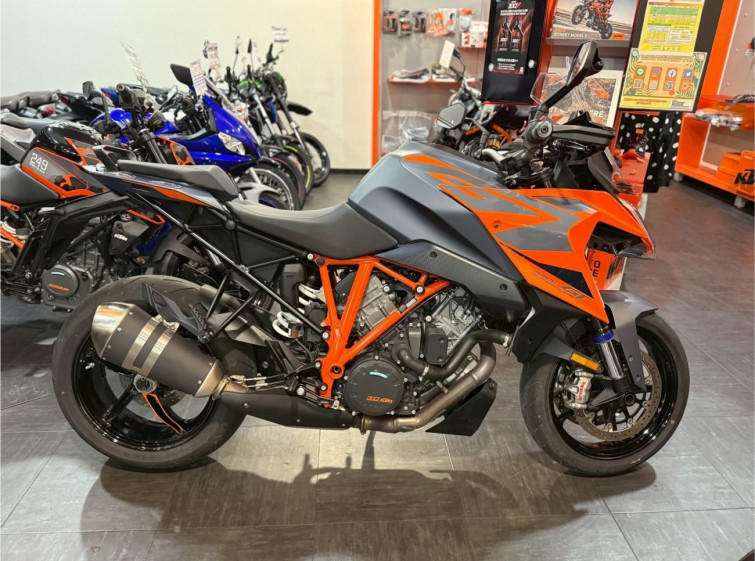 Мотоцикл KTM 1290 S-DUKE GT с пробегом 2177 km