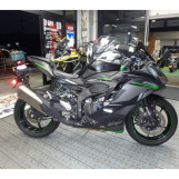 Мотоцикл Kawasaki NINJA ZX-4RR з пробігом 9105 km