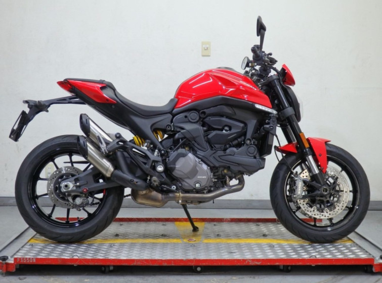 Мотоцикл Ducati MONSTER 937 з пробігом 11942 km