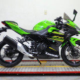 Мотоцикл Kawasaki NINJA400 с пробегом 8894 km