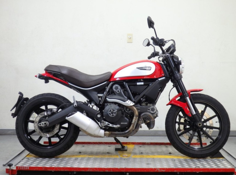 Мотоцикл Ducati SCRAMBLER 803 ICON с пробегом 14280 km