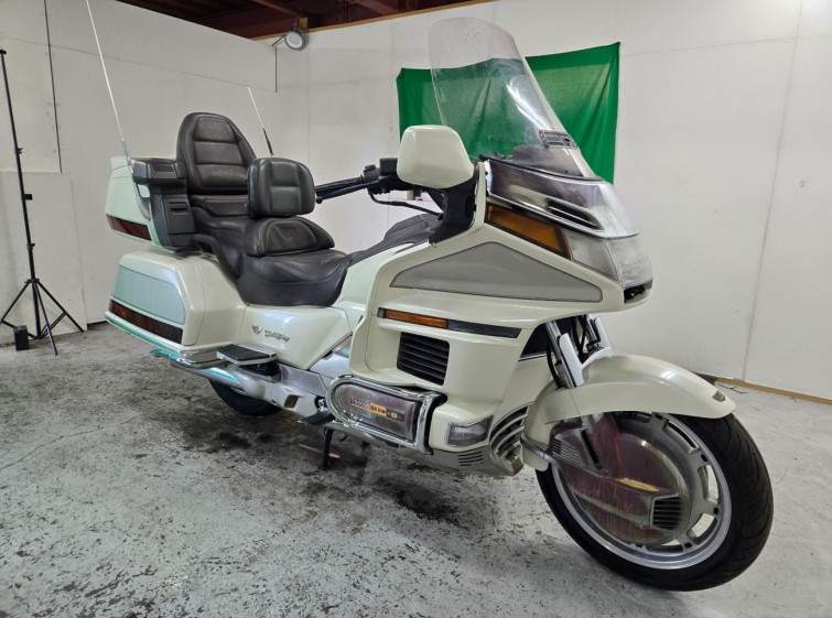 Мотоцикл Honda GL1500SE с пробегом 85527 km