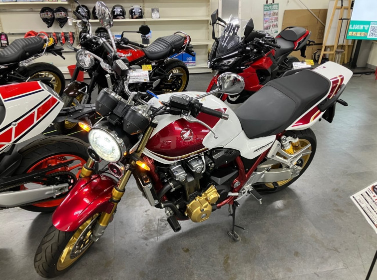 Мотоцикл Honda CB1300SF з пробігом 10894 km