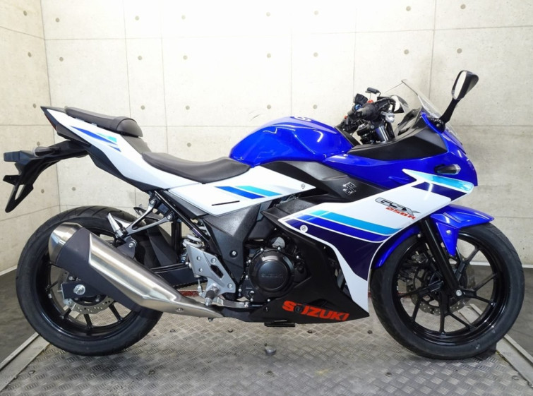 Мотоцикл Suzuki GSX250R з пробігом 6325 km