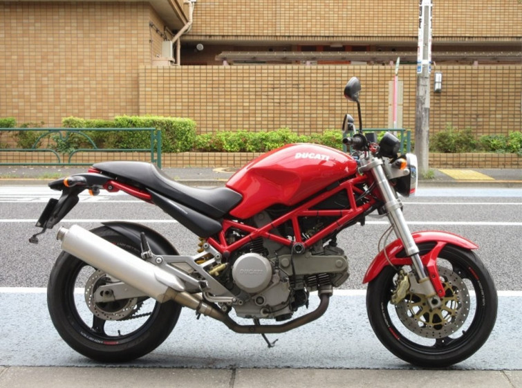 Мотоцикл Ducati MONSTER 400 з пробігом 27592 km