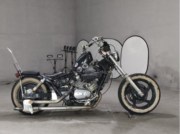 Мотоцикл Honda MAGNA250