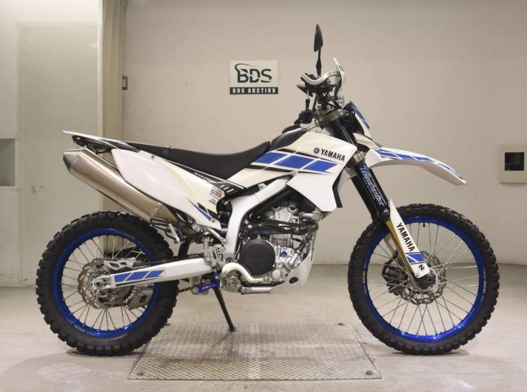Мотоцикл Yamaha WR250R з пробігом 5869 km