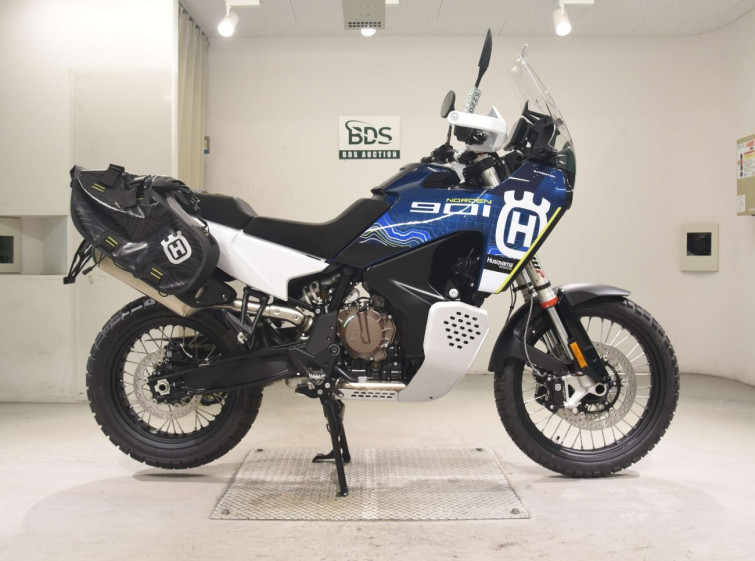 Мотоцикл Husqvarna NORDEN901EXP з пробігом 1 km